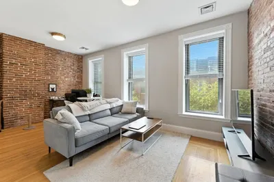 19 Medford St #U2
