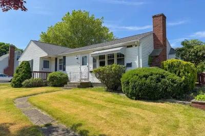 61 Stevens Rd