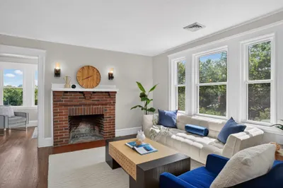 330 Charles River Rd #330 1