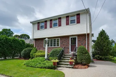 166 Waverly Avenue 1