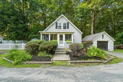 70 Mirror Lake Ave #70 1