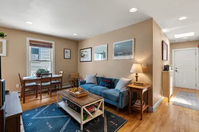 295 River St #3R 1