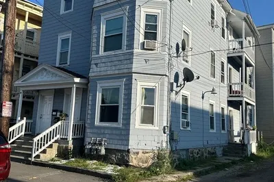 159-161 Farnham St 1