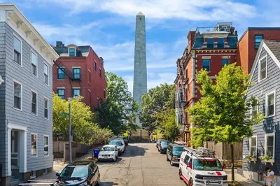 5 Monument St 1