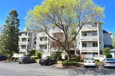 200 Falls Blvd #H303 1