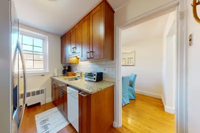 1 Lanark Rd #6