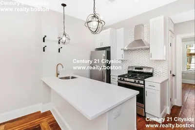 85 Webster St #2