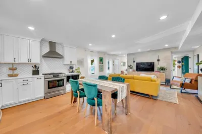 24 Aubin St #2 1