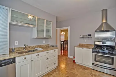 3 Odonnell Sq #1