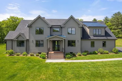 14 Fiske Pond Road 1