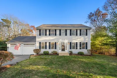 18 Cedar Oaks Dr 1