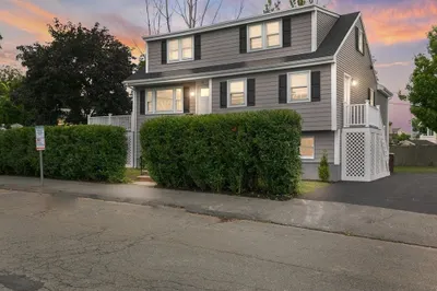 171 Broadsound Ave