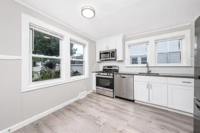 65-67 Lawn St #1