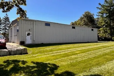 35-r Belmont St 1