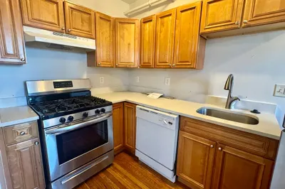 1615 Commonwealth Ave #30