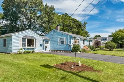 13 Holly Lane 1
