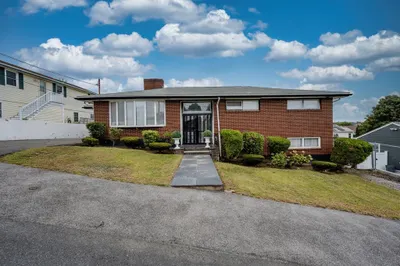 59 Carlson Ave