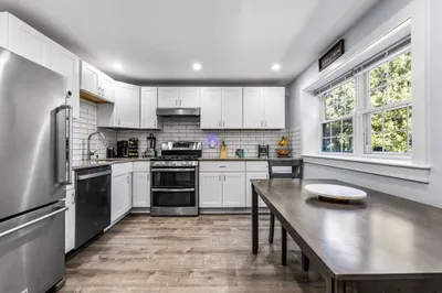 90 Edgelawn Ave ##1