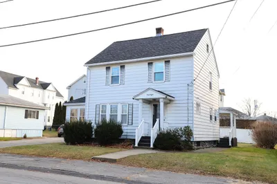 48 King Philip Rd