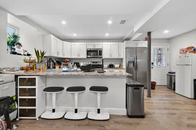 1684 N. Shore Rd 1