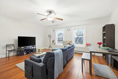 17 Golden Ave #3 1