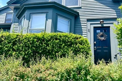 24 Pond Street