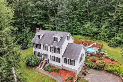 6 High Oaks Path