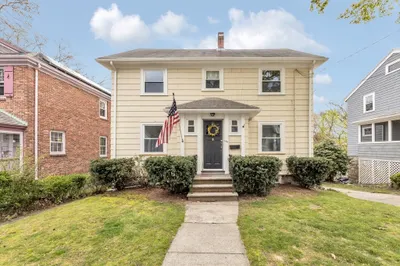 55 Arborough Rd 1