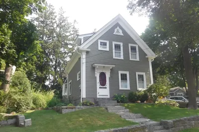 12 Emerald St