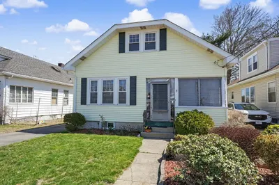 122 Caporal Street 1