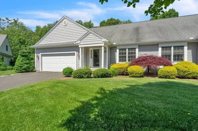 63 Shadowbrook Est #63