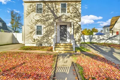 46 Loring Street