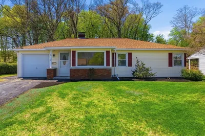 38 Hillside Ave