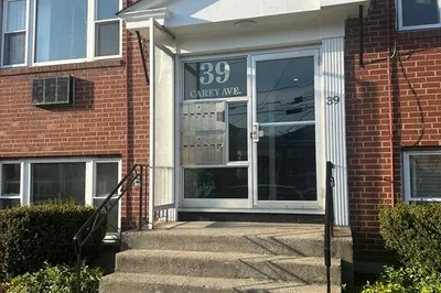 39 Carey Ave #7 1