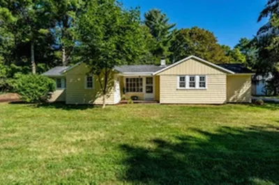4 Windward Way