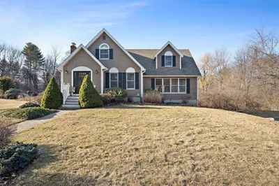 28 Dixey Drive 1