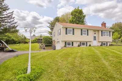 264 Dresser Hill Rd
