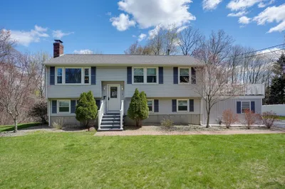 3 Elizabeth Ave