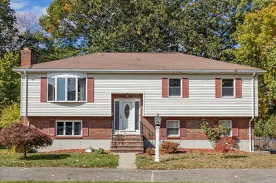123 Edgehill Rd