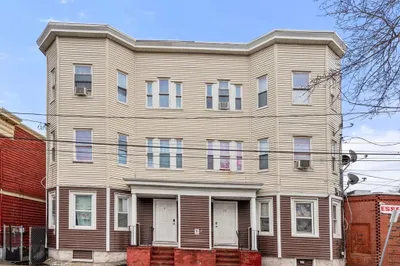 39-41 Shawmut St 1