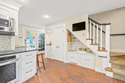 19 Tremont Street #3 1