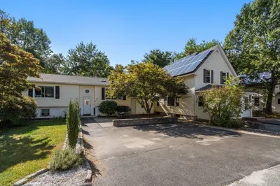 6 Pocasset St