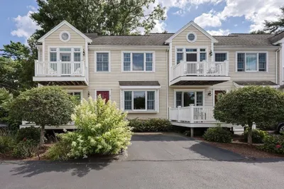 235 Carver Rd #7 1