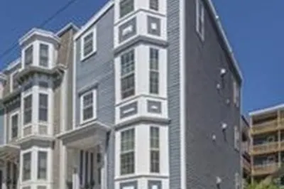 64 Gates St #1