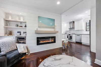 6 Hatch St #2
