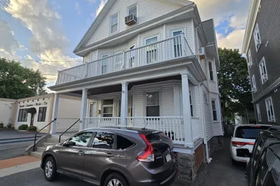 1063 Massachusetts Ave #1 1