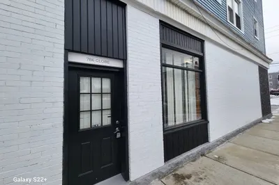 786 Globe St 1