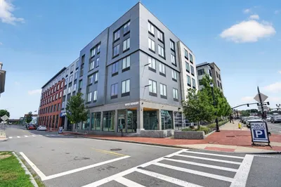 221 Washington St 1