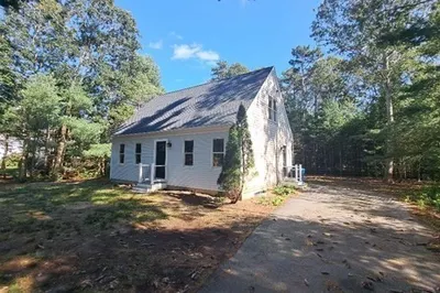 739 Old Barnstable Rd 1