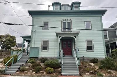 54 Summer Street #4